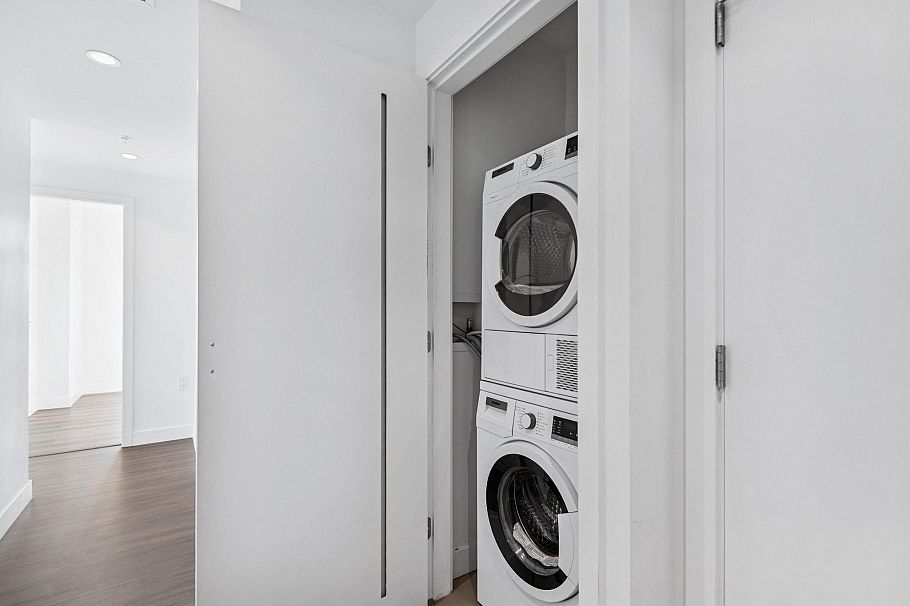 306 8181 Chester Street Vancouver, BC - 16