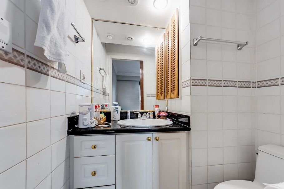 3150 W 26th Avenue Vancouver, BC - 20