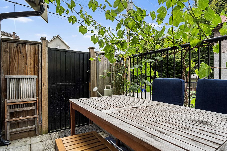 5 1638 E Georgia Street Vancouver, BC - 13