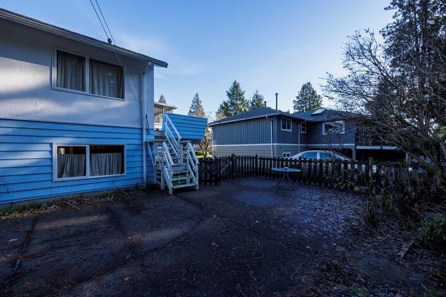2685 Ailsa Crescent North Vancouver, BC - 27