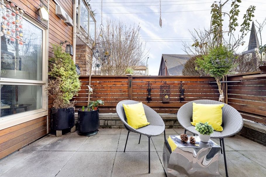 109 1033 St. Georges Avenue North Vancouver, BC - 17