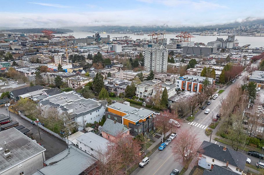 705 Victoria Drive Vancouver, BC - 36