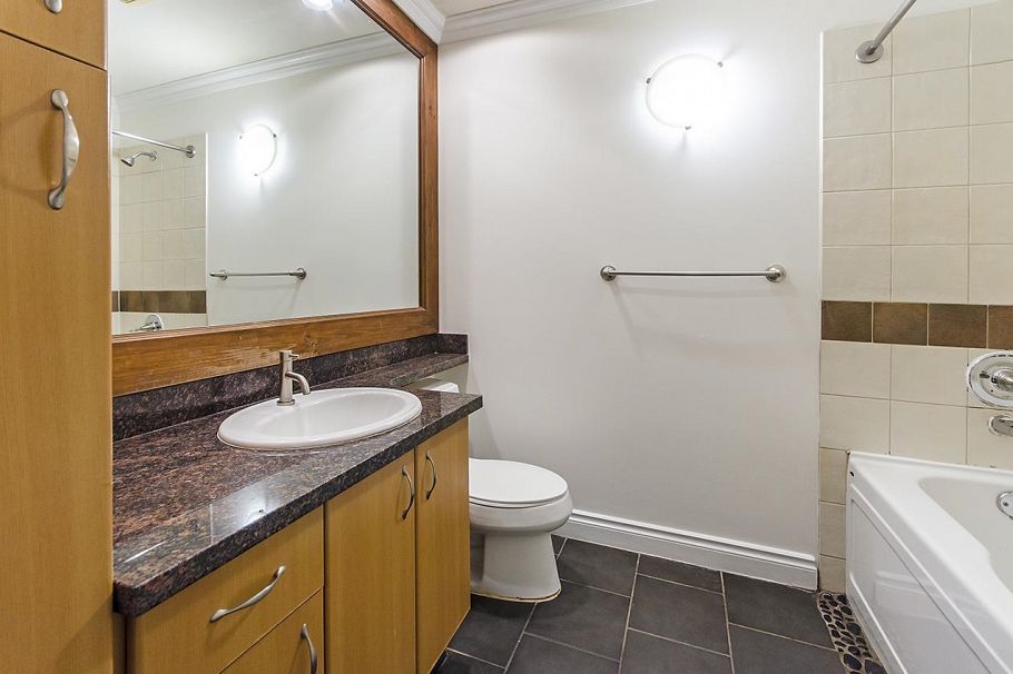 317 580 Raven Woods Drive North Vancouver, BC - 20