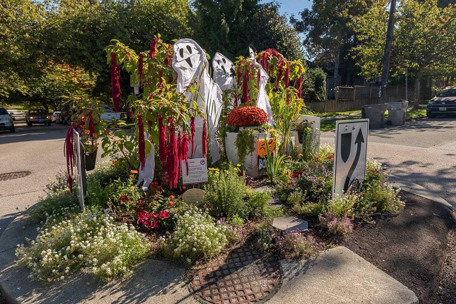 1082 E 10th Avenue Vancouver, BC - 39