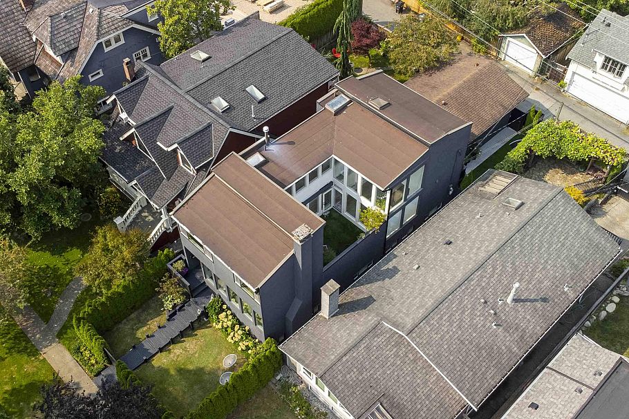 4615 W 7th Avenue Vancouver, BC - 36