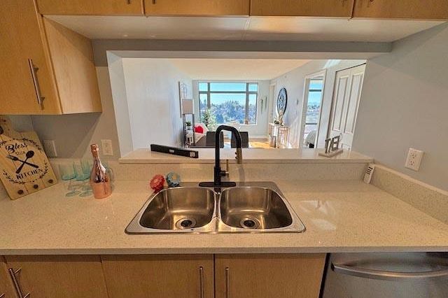 1401 3660 Vanness Avenue Vancouver, BC - 18