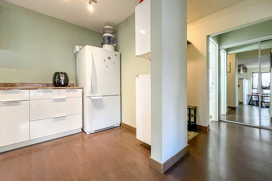 414 1435 NELSON STREET, Vancouver BC V6G 2Z3 Vancouver, BC - 11