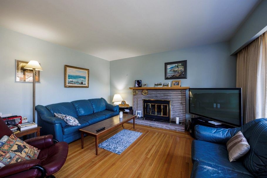 2685 Ailsa Crescent North Vancouver, BC - 10