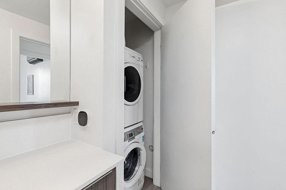 505 379 E Broadway Vancouver, BC - 20