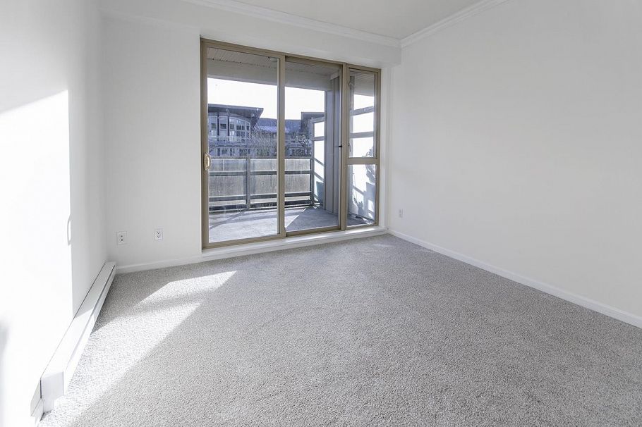 317 580 Raven Woods Drive North Vancouver, BC - 12