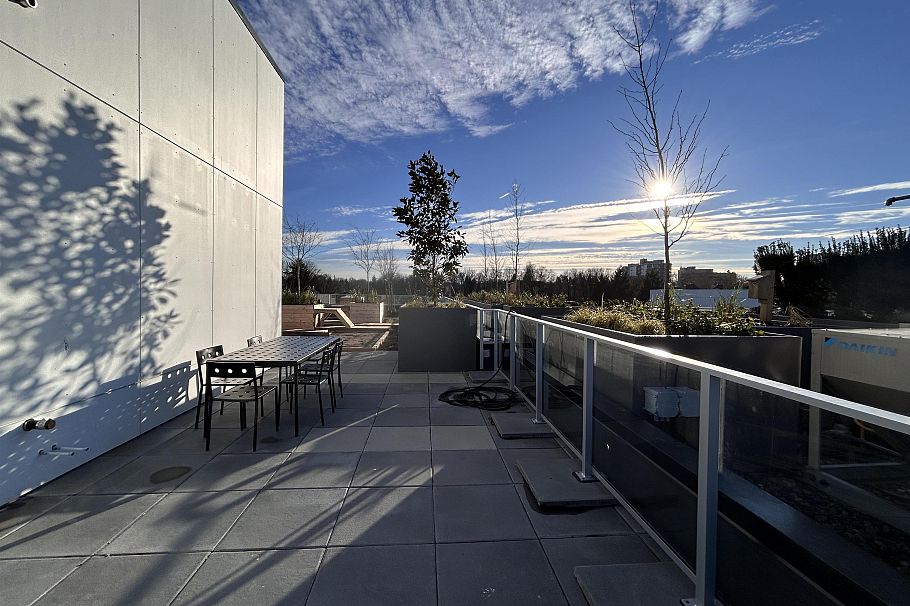 422 2471 St George Street Vancouver, BC - 35