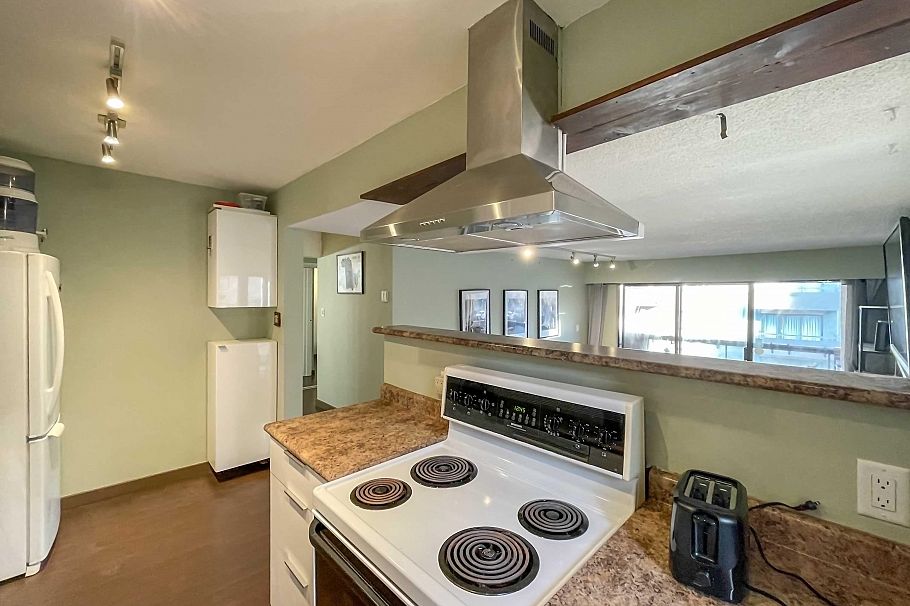 414 1435 NELSON STREET, Vancouver BC V6G 2Z3 Vancouver, BC - 8