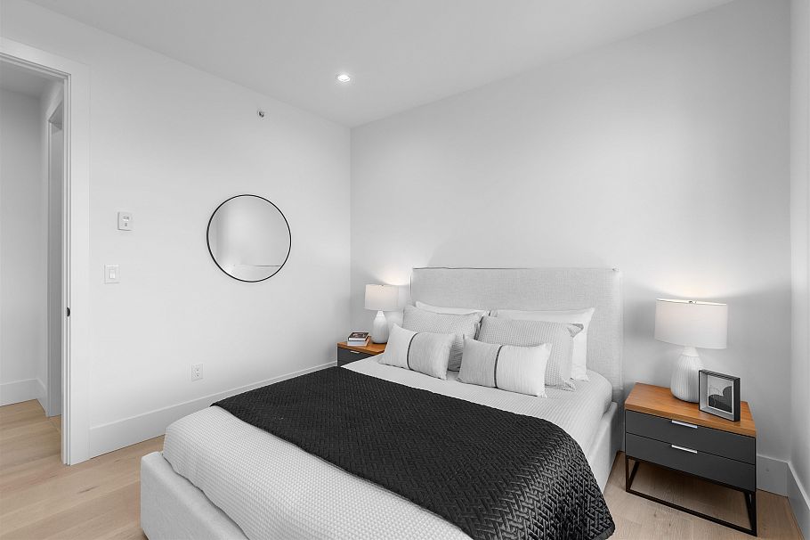 5304 Fraser Street Vancouver, BC - 27