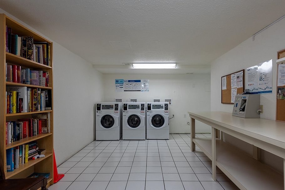 809 756 Great Northern Way Vancouver, BC - 23