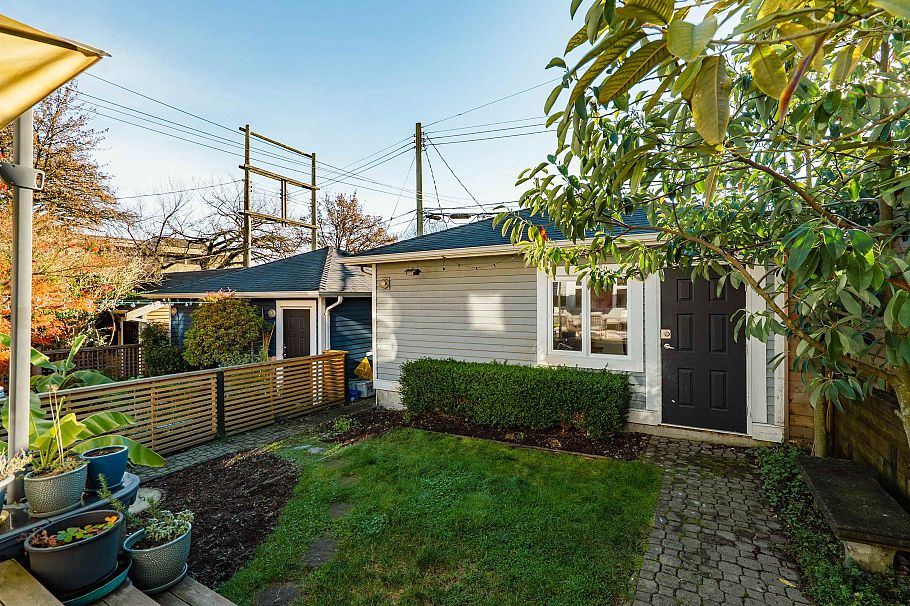 888 Union Street Vancouver, BC - 15