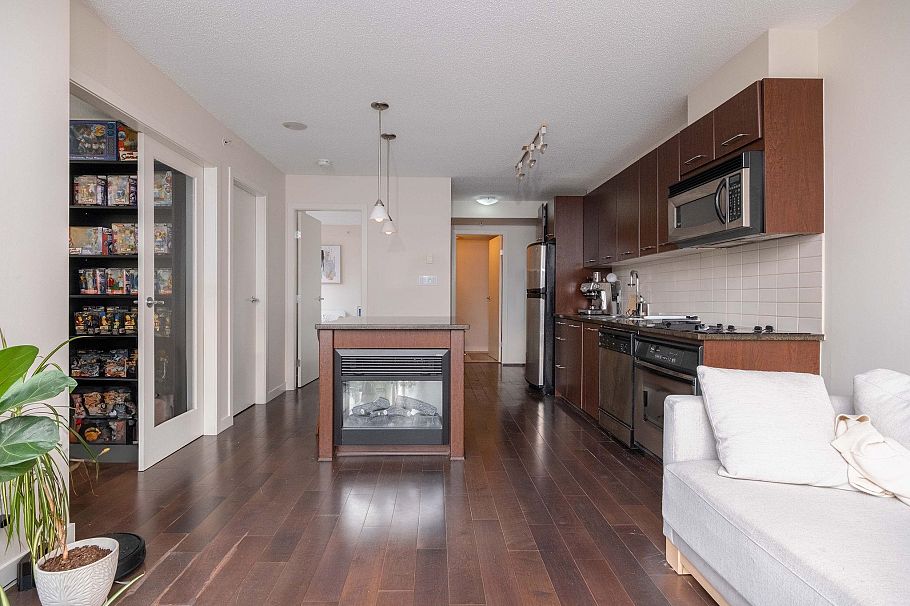 908 1155 Seymour Street Vancouver, BC - 8