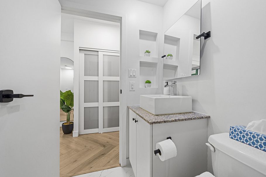 603 1238 Burrard Street Vancouver, BC - 18