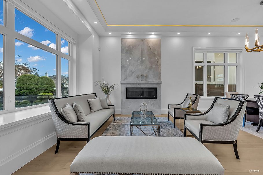 2246 W 20th Avenue Vancouver, BC - 4