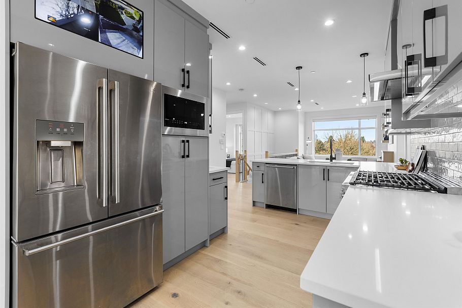 5304 Fraser Street Vancouver, BC - 15