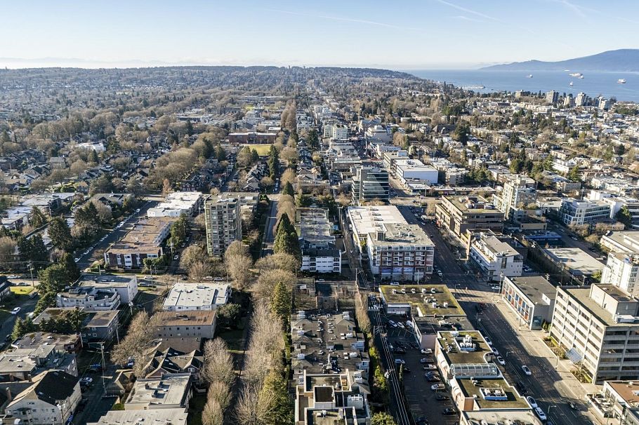 205 1695 W 10th Avenue Vancouver, BC - 37