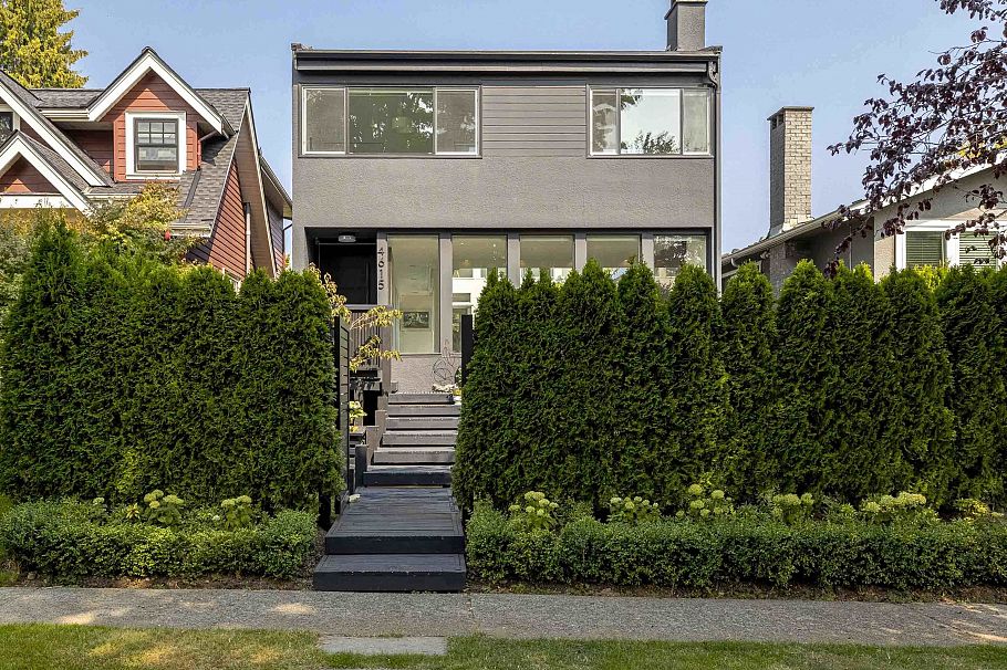 4615 W 7th Avenue Vancouver, BC - 2