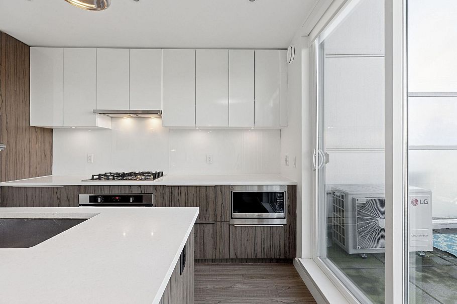 505 379 E Broadway Vancouver, BC - 8