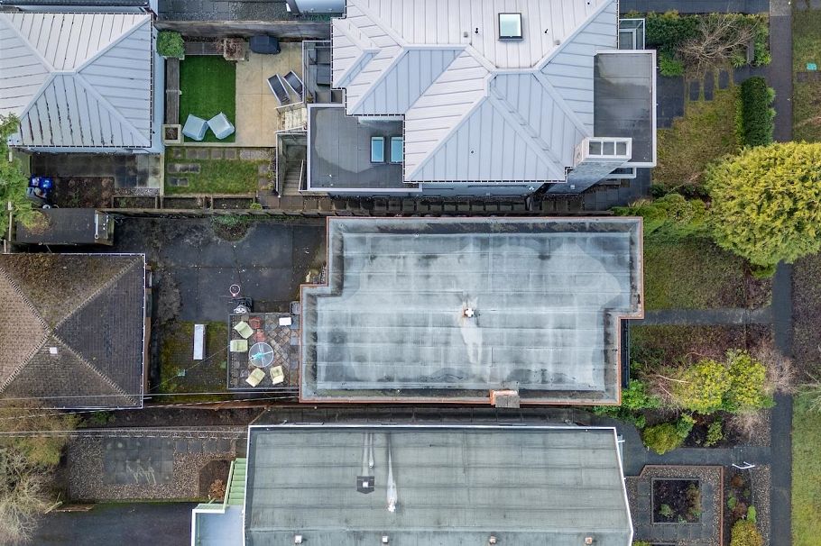 3150 W 26th Avenue Vancouver, BC - 3