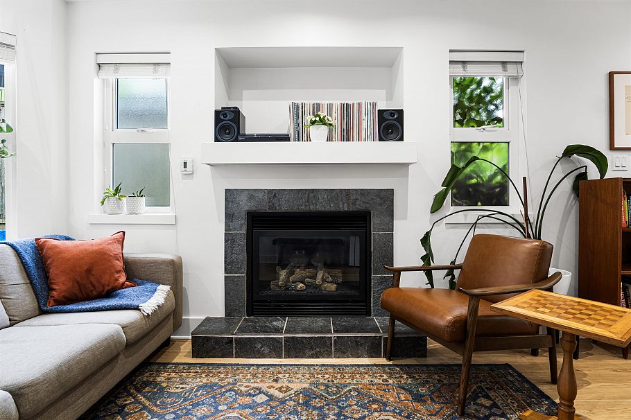 5 1638 E Georgia Street Vancouver, BC - 3