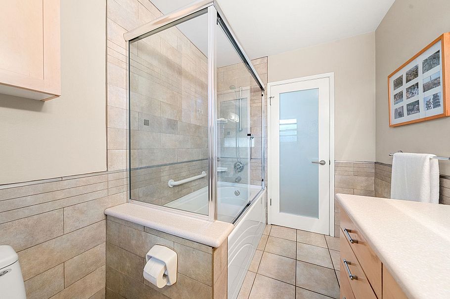 4966 Ranger Avenue North Vancouver, BC - 31