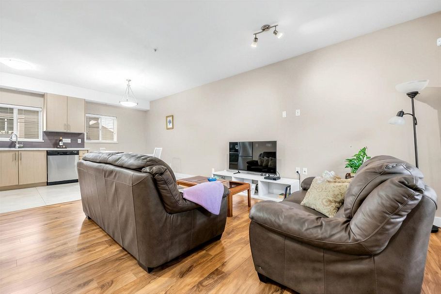 121 3888 Norfolk Street Burnaby, BC - 3