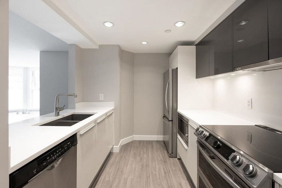 202 1323 Homer Street Vancouver, BC - 13