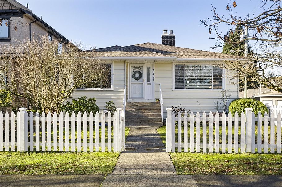 6529 Dawson Street Vancouver, BC - 2