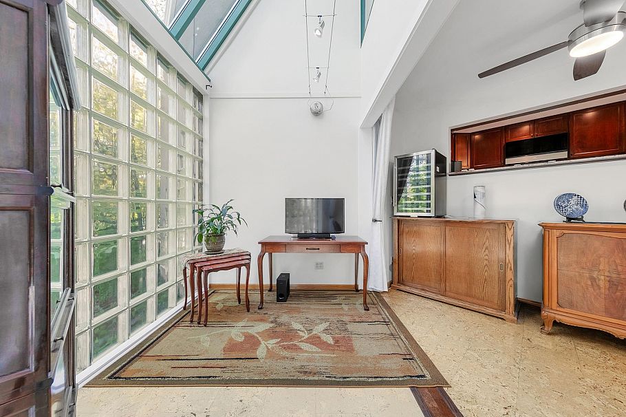 2217 Oak Street Vancouver, BC - 7