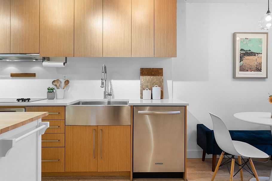 471 250 E 6th Avenue Vancouver, BC - 3