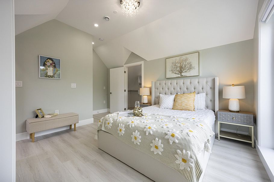 1 5808 Lanark Street Vancouver, BC - 22