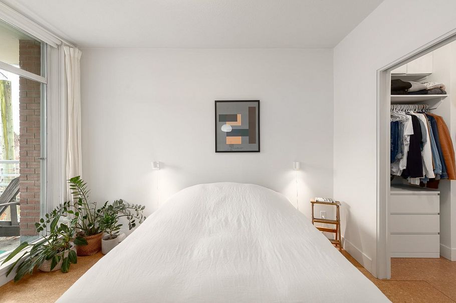 412 298 E 11th Avenue Vancouver, BC - 12