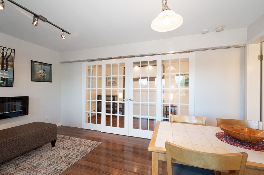 2341 Panorama Drive North Vancouver, BC - 30