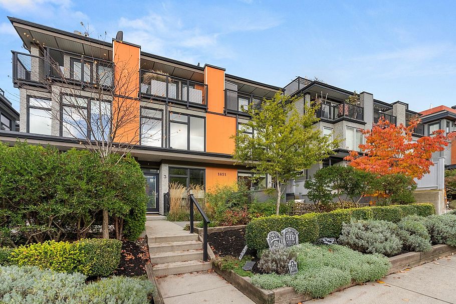 4 1851 Adanac Street Vancouver, BC - 38