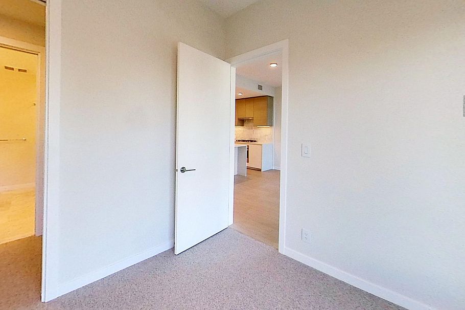 2186 GILMORE AVENUE, Burnaby BC V5C 0N7 Burnaby, BC - 12