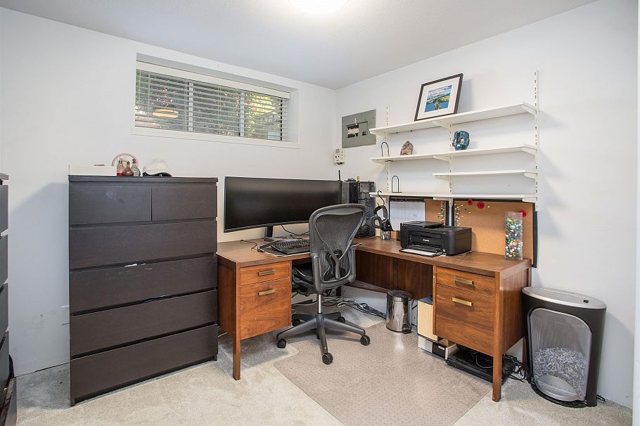 2945 W 12th Avenue Vancouver, BC - 26