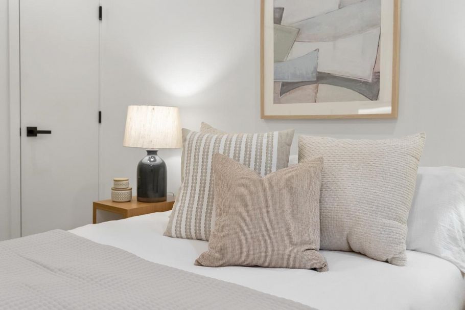 2432 W 49th Avenue Vancouver, BC - 12