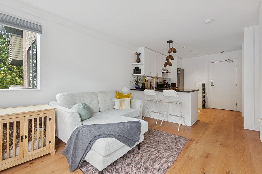 204 853 E 7th Avenue Vancouver, BC - 5