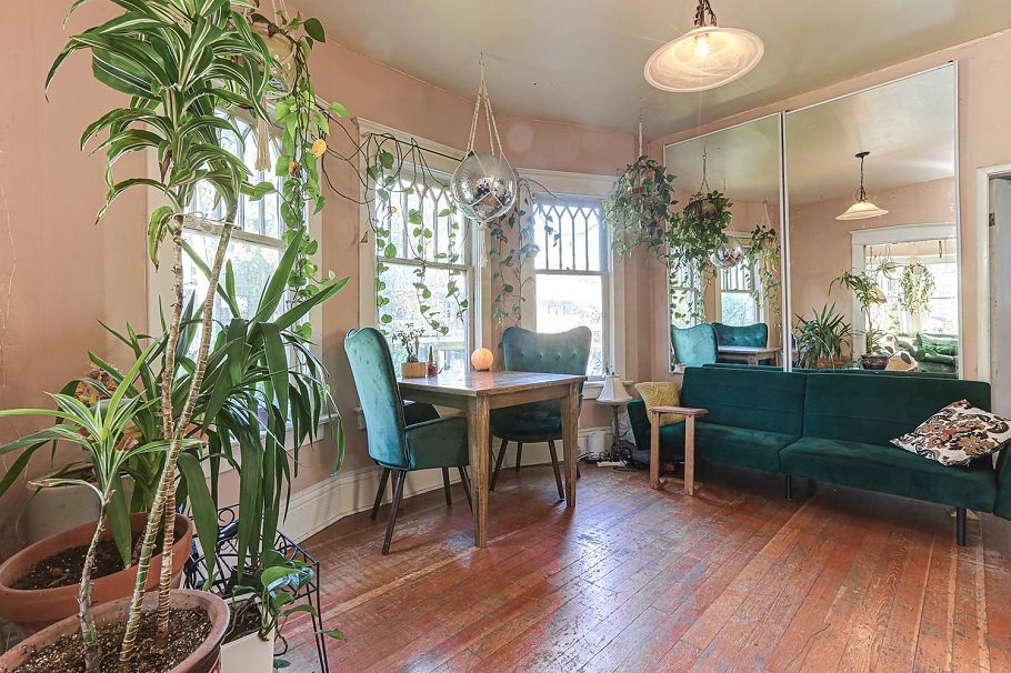 333 E 13th Avenue Vancouver, BC - 7