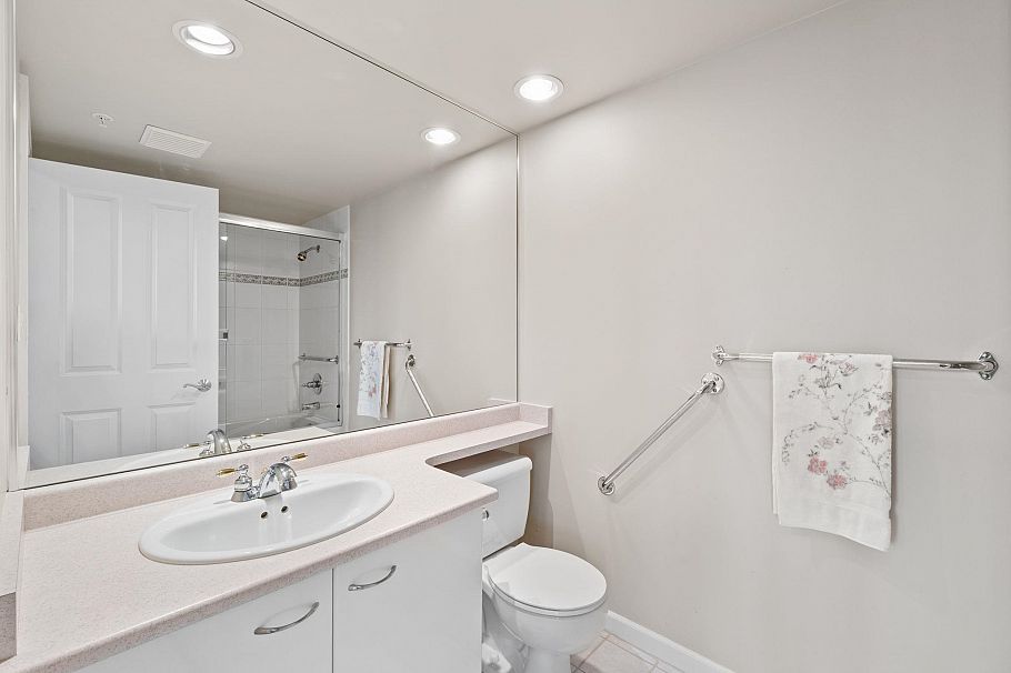 801 5848 Olive Avenue Burnaby, BC - 22