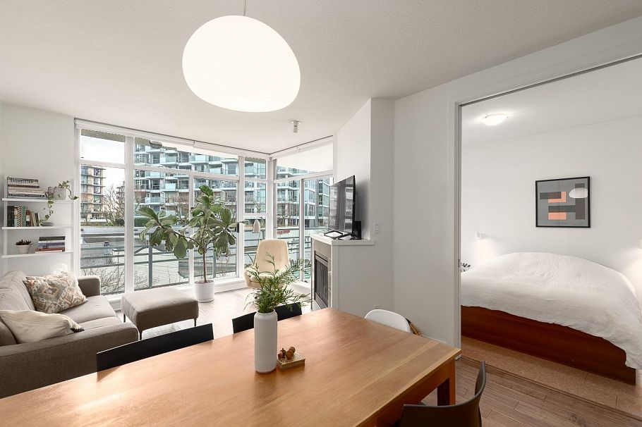 412 298 E 11th Avenue Vancouver, BC - 10