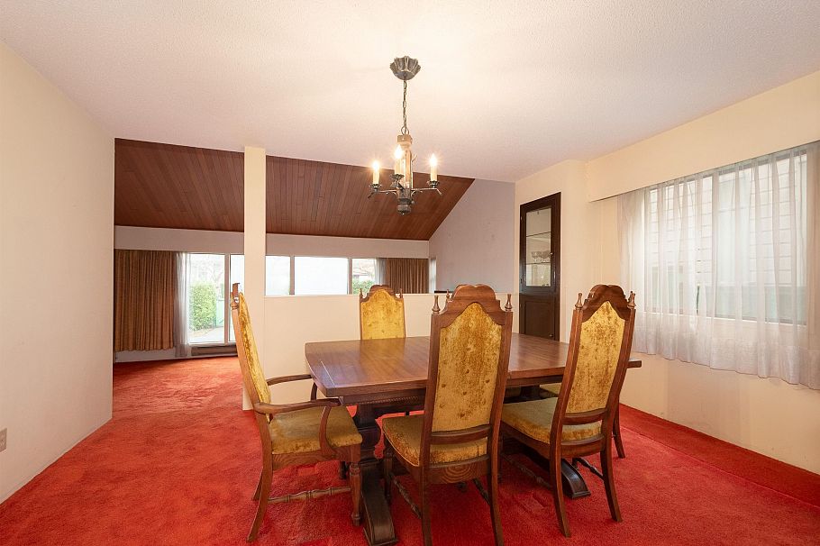 3812 W 24th Avenue Vancouver, BC - 5