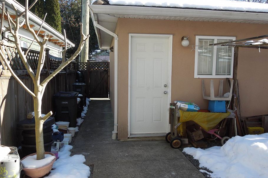 2848 Victoria Drive Vancouver, BC - 14