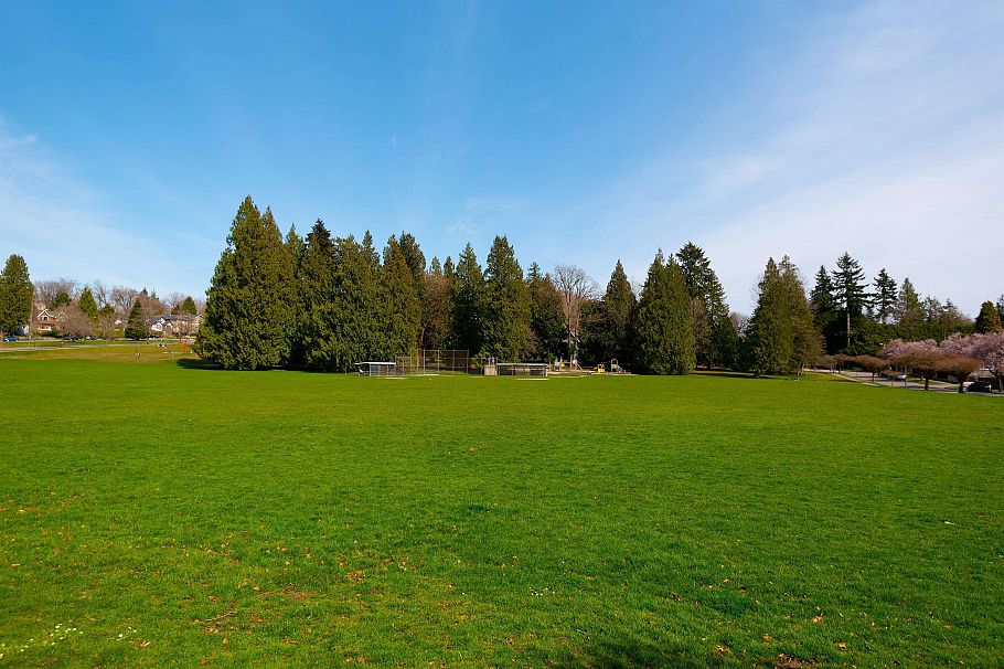 3812 W 24th Avenue Vancouver, BC - 34