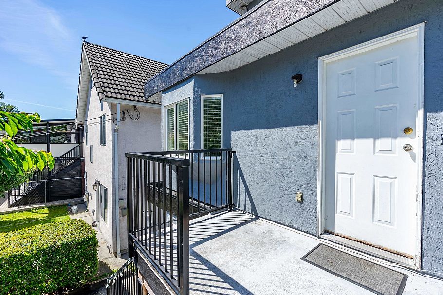 3580 William Street Vancouver, BC - 35