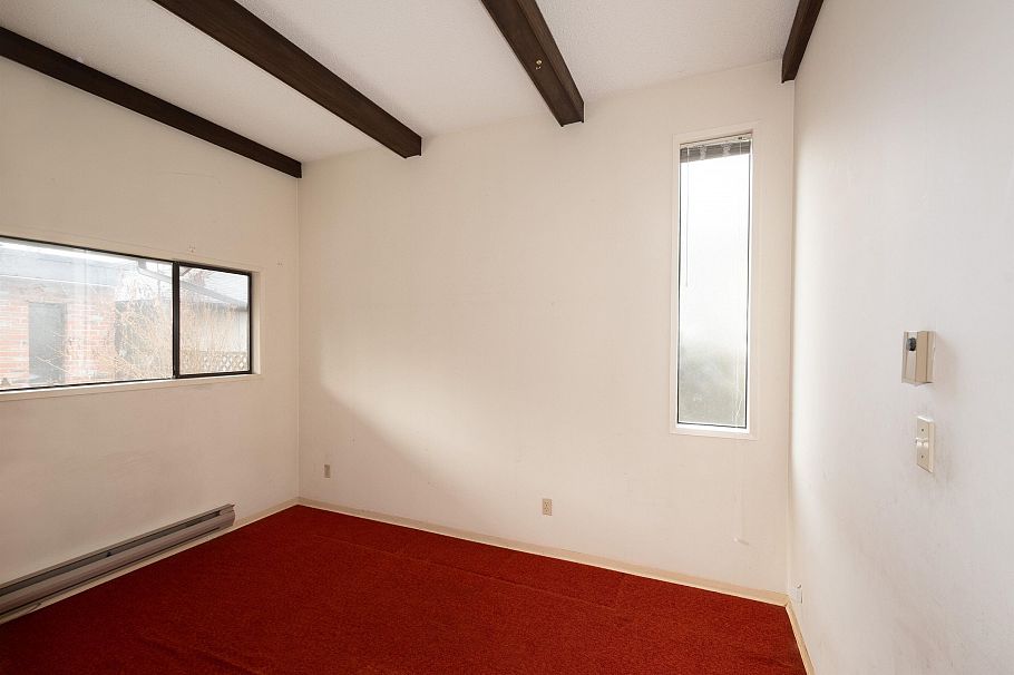 3812 W 24th Avenue Vancouver, BC - 16